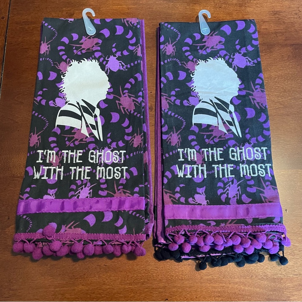 Beetlejuice Decorative Kitchen Towels and Tablecloth. New. - Picture 3 of 12